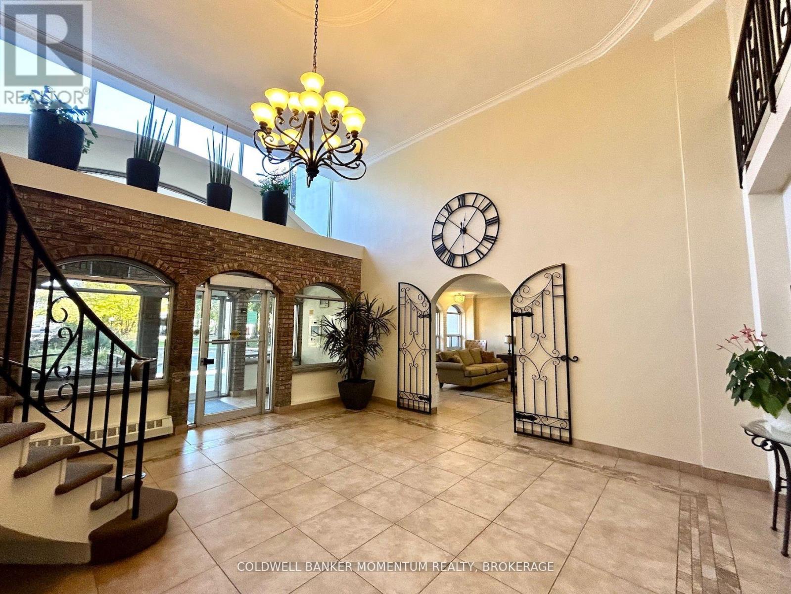 1002 - 365 Geneva Street, St. Catharines, Ontario  L2N 5S7 - Photo 16 - X12487452