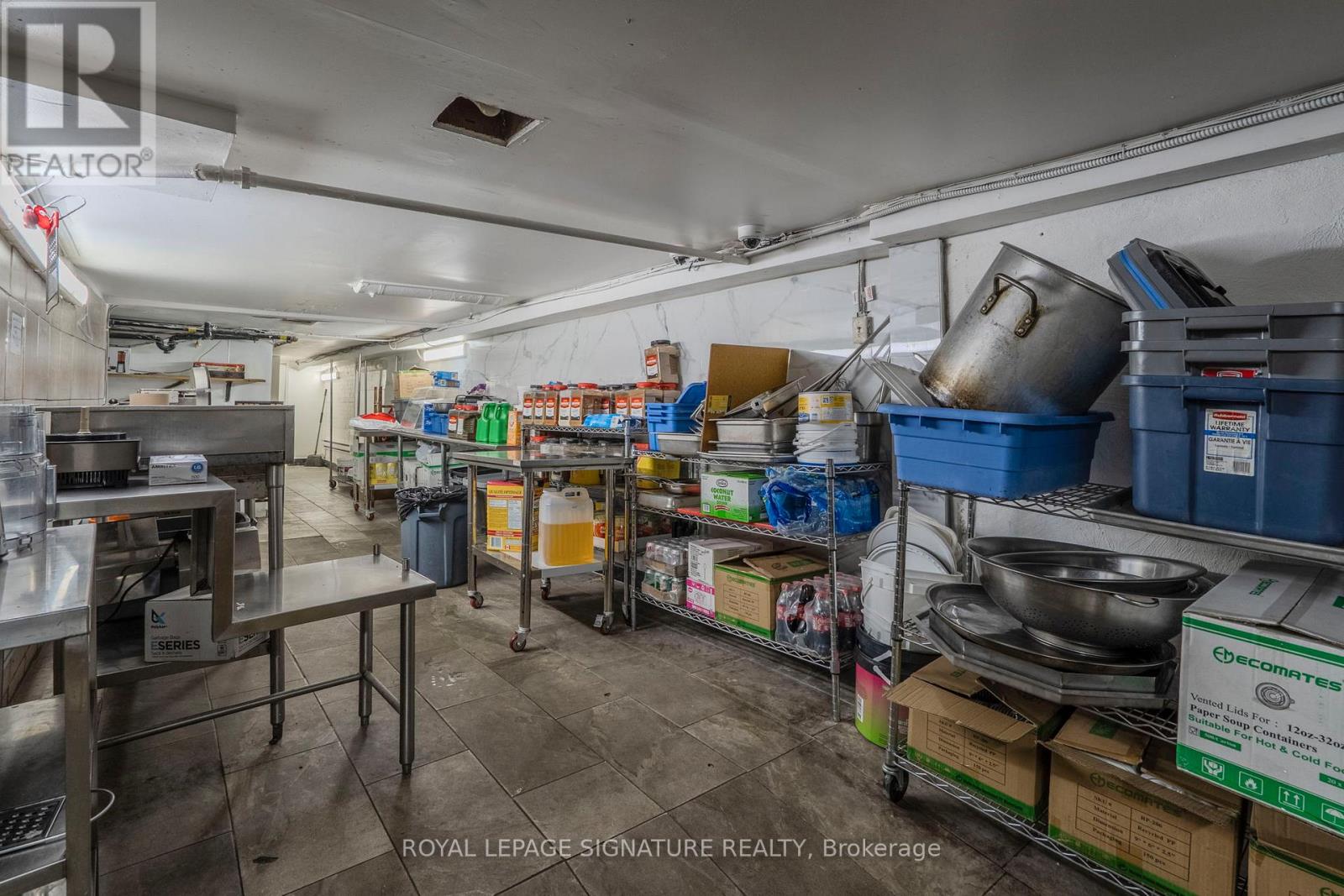 1106 Bloor Street W, Toronto, Ontario  M6H 1M8 - Photo 21 - W12487221