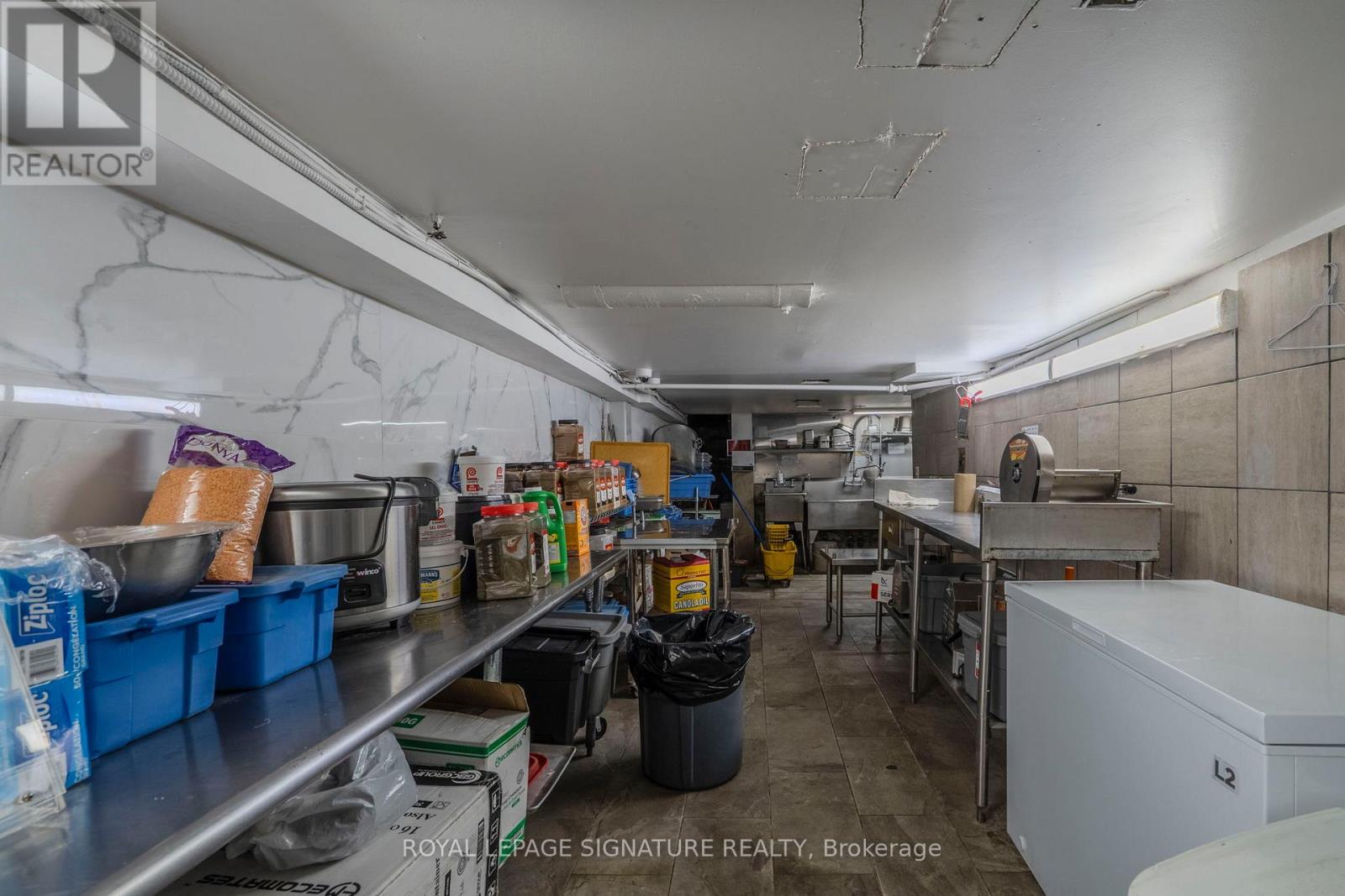 1106 Bloor Street W, Toronto, Ontario  M6H 1M8 - Photo 25 - W12487221