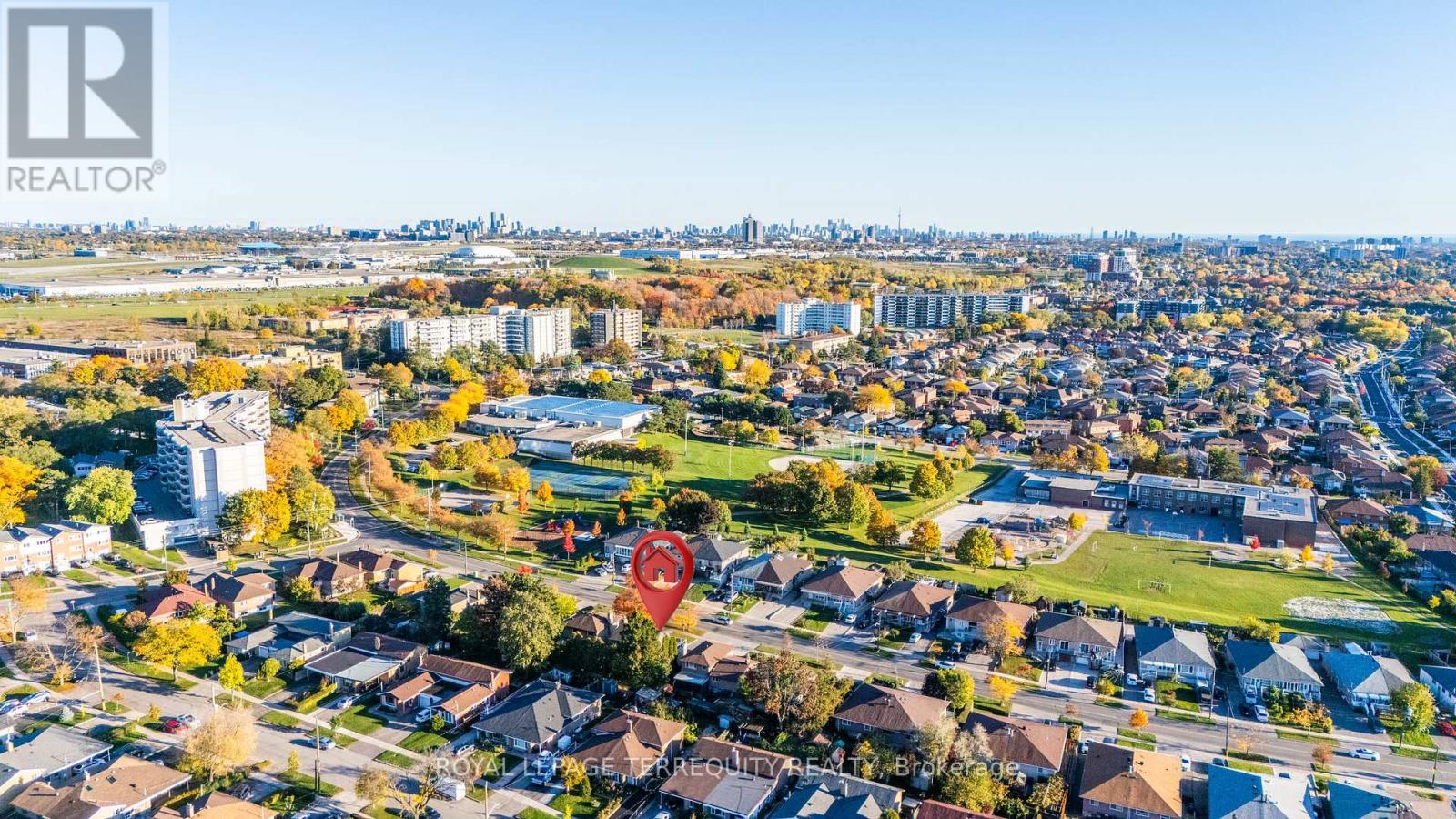 106 Grandravine Drive, Toronto, Ontario  M3J 1B4 - Photo 39 - W12487265