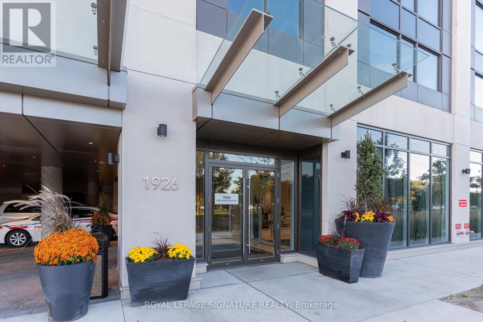 2217 - 1926 LAKE SHORE BOULEVARD W, Toronto, Ontario