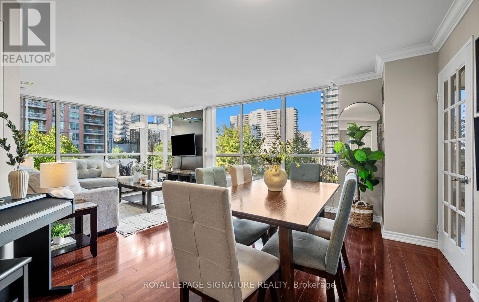 405 - 55 Elm Drive W, Mississauga, Ontario  L5B 3Z3 - Photo 10 - W12487290