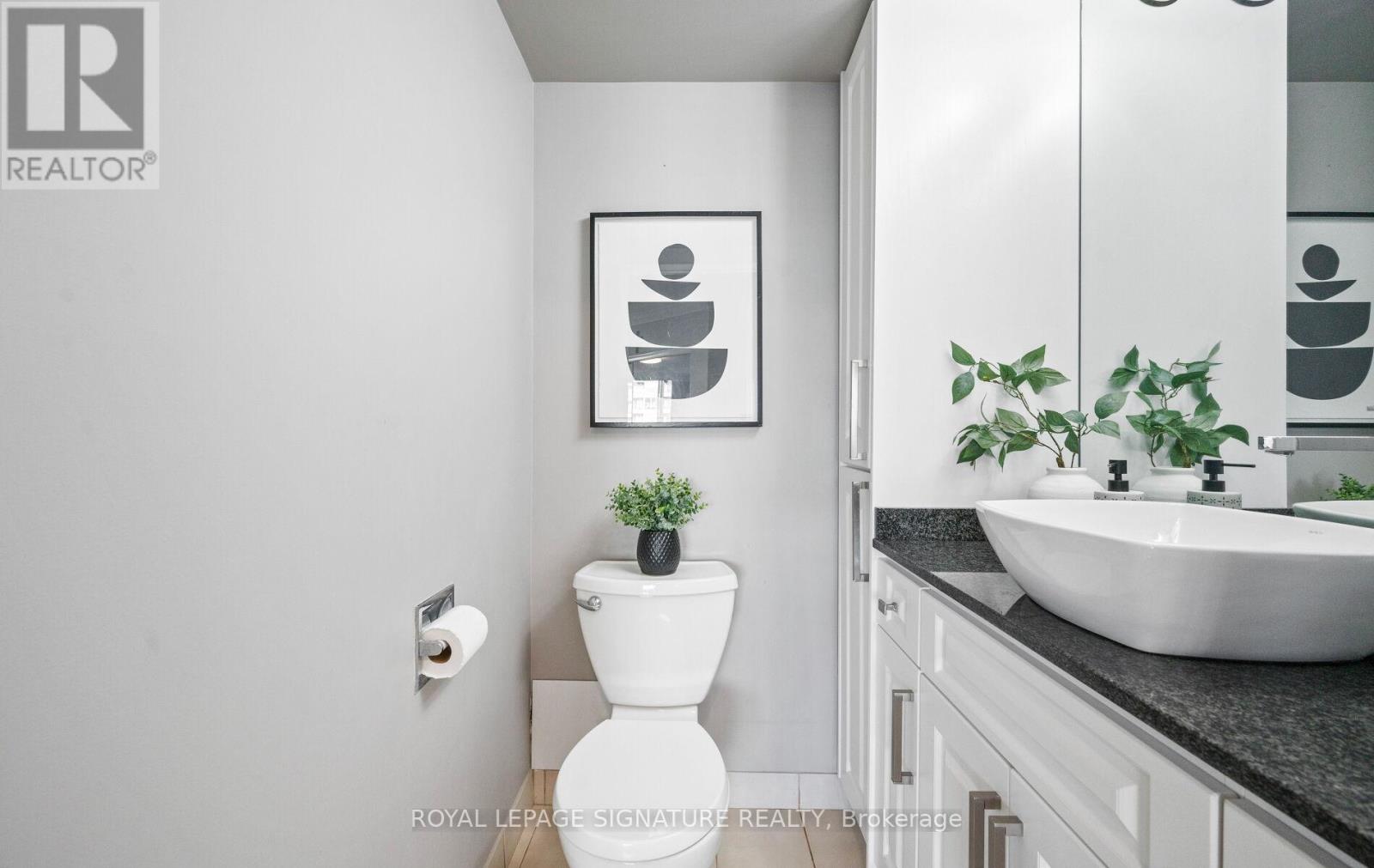 405 - 55 Elm Drive W, Mississauga, Ontario  L5B 3Z3 - Photo 26 - W12487290