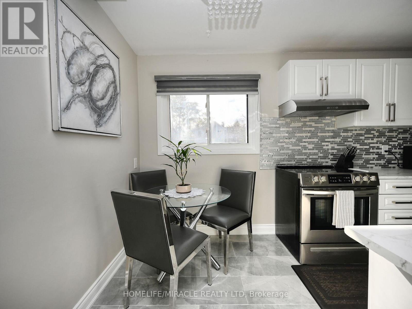 10 Grass Point Square, Brampton, Ontario  L6S 2J2 - Photo 14 - W12487297