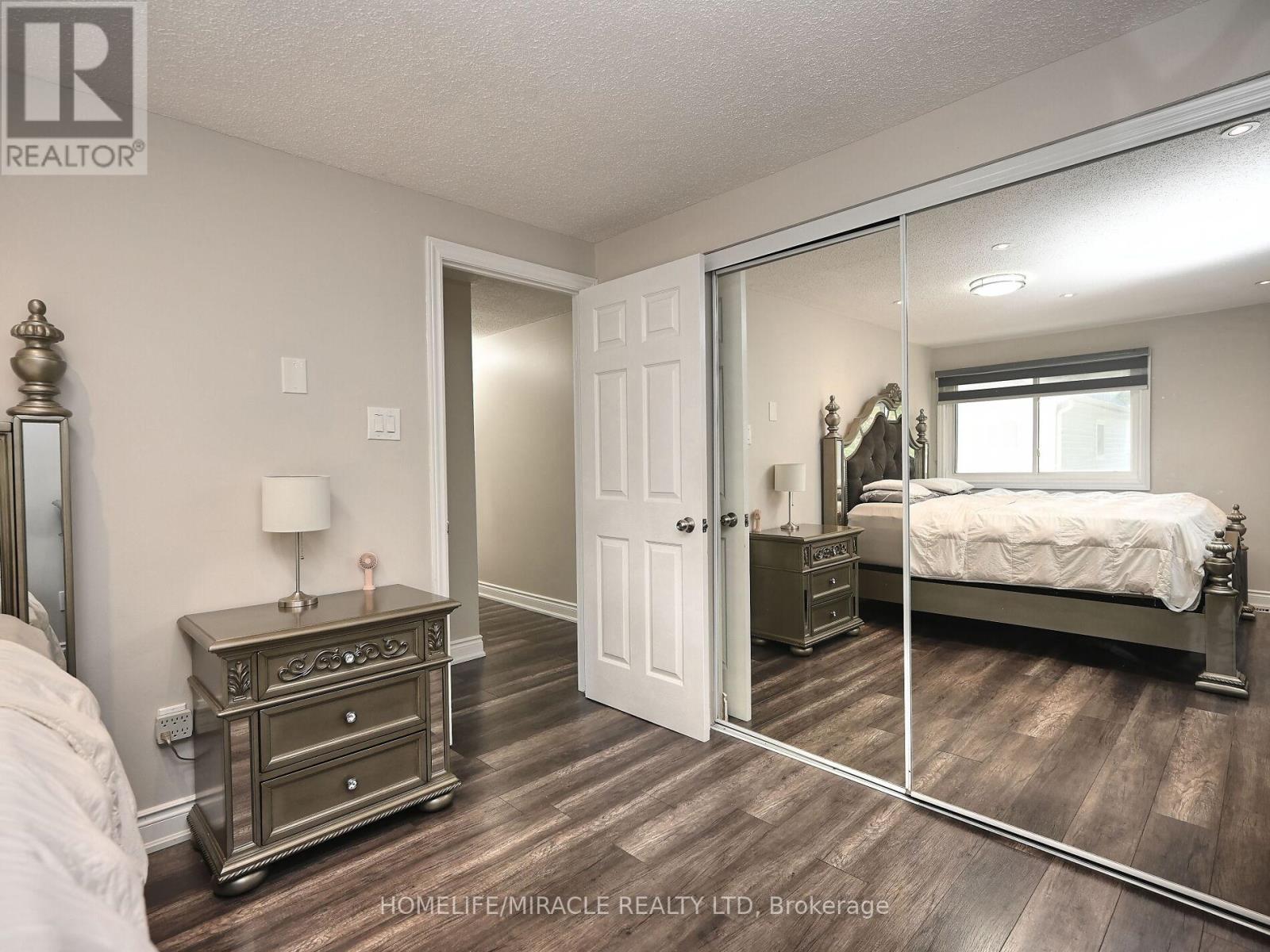 10 Grass Point Square, Brampton, Ontario  L6S 2J2 - Photo 18 - W12487297