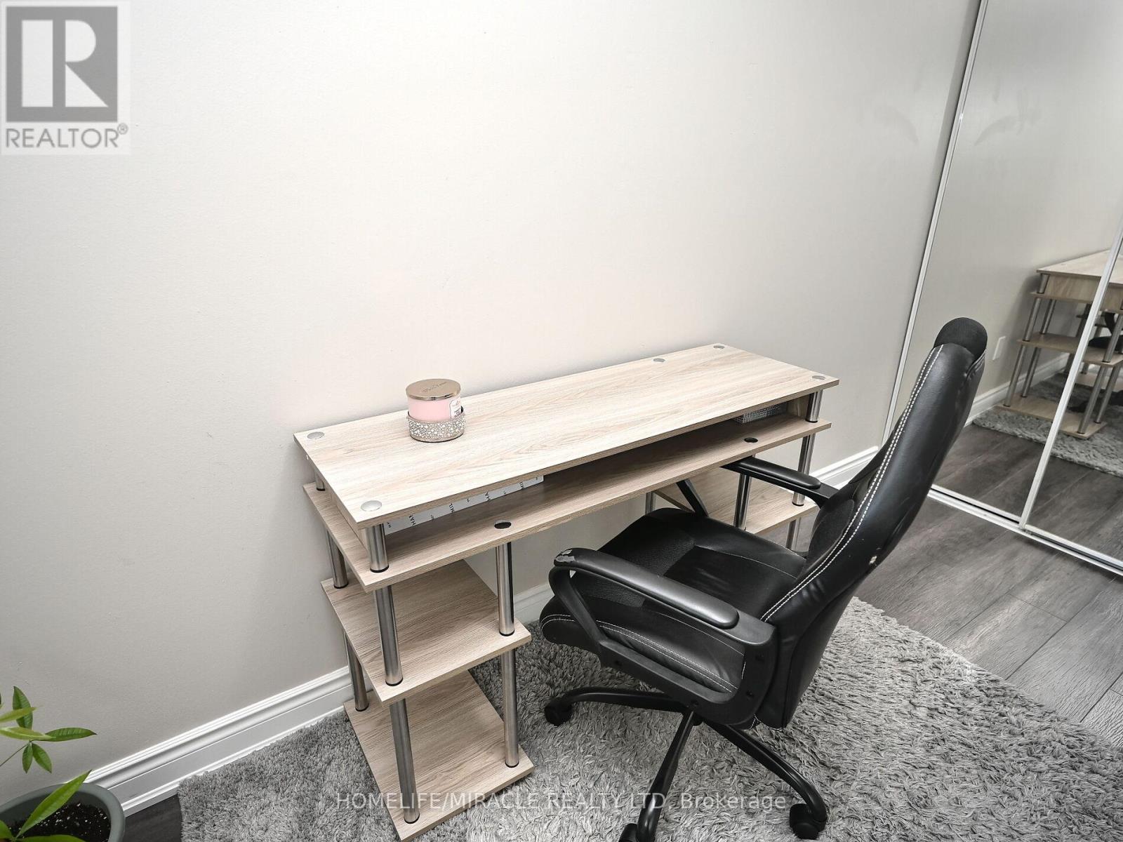 10 Grass Point Square, Brampton, Ontario  L6S 2J2 - Photo 20 - W12487297