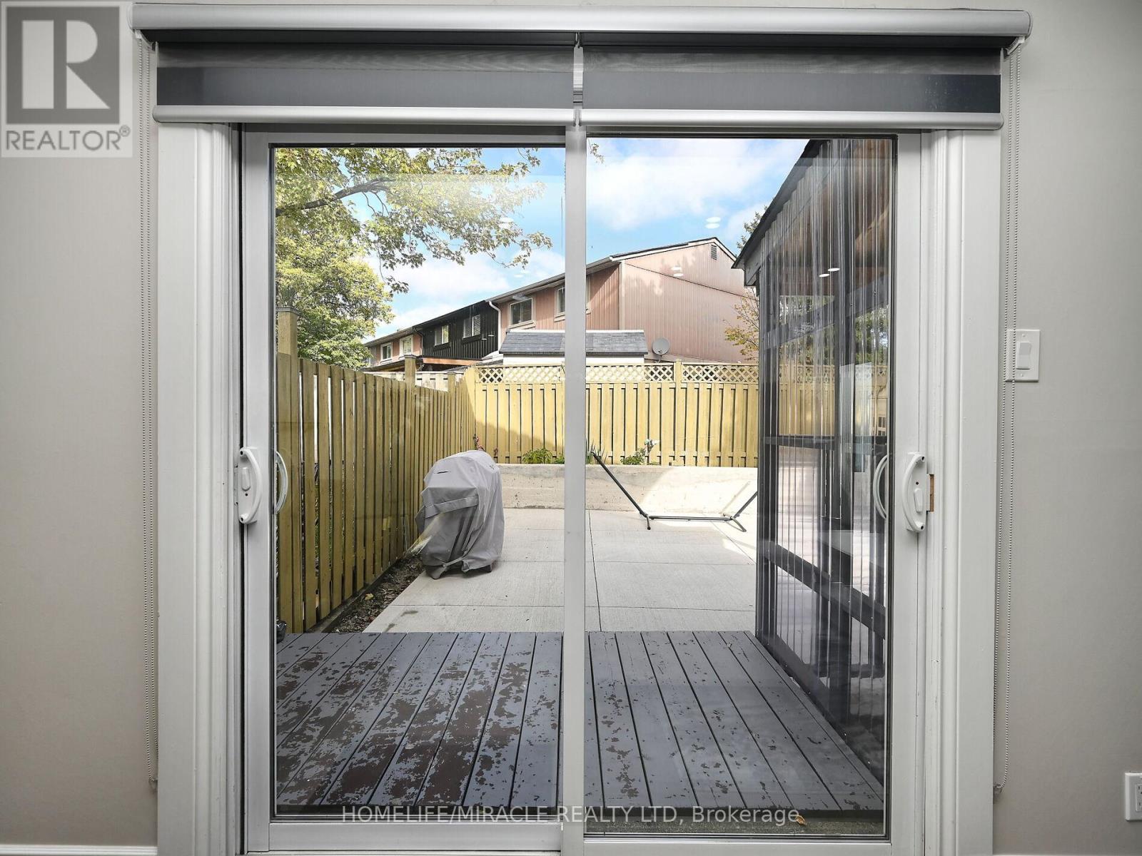 10 Grass Point Square, Brampton, Ontario  L6S 2J2 - Photo 41 - W12487297