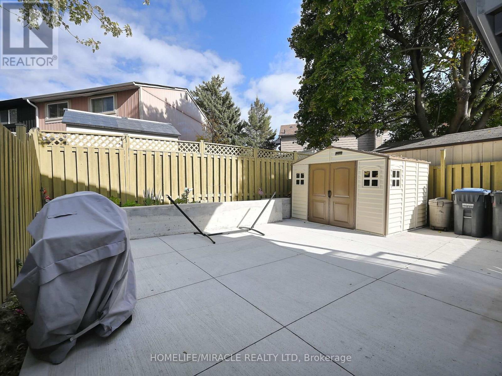 10 Grass Point Square, Brampton, Ontario  L6S 2J2 - Photo 46 - W12487297