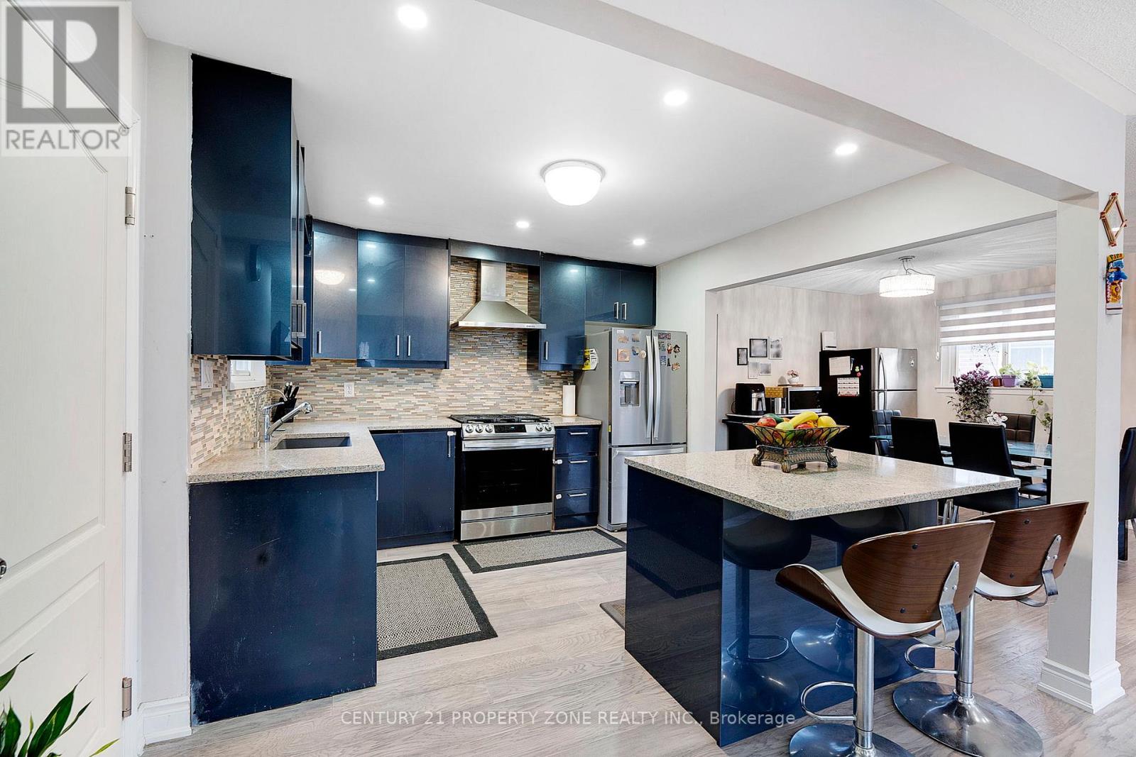 51 Glebe Crescent, Brampton, Ontario  L6S 1E9 - Photo 20 - W12487304