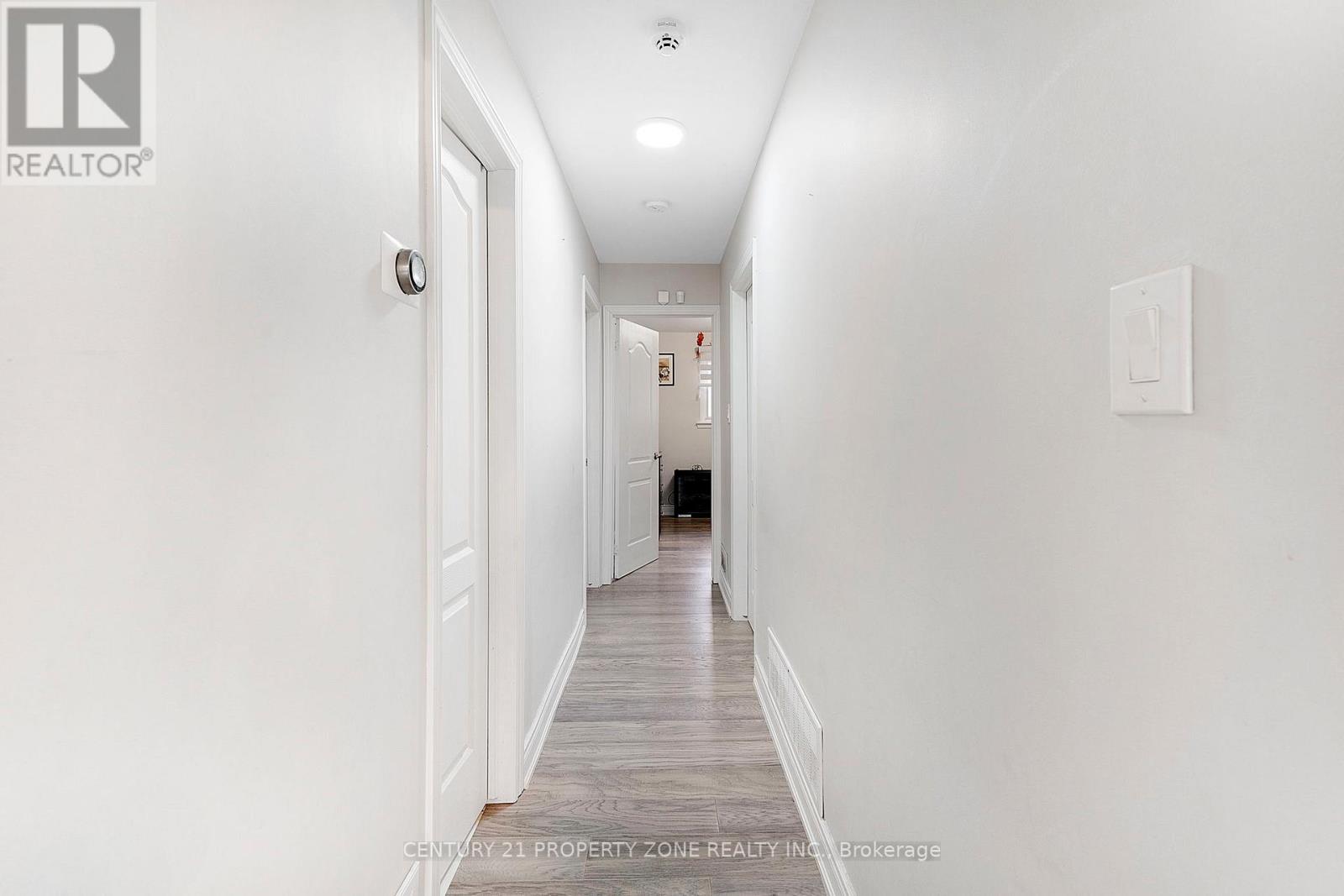 51 Glebe Crescent, Brampton, Ontario  L6S 1E9 - Photo 27 - W12487304