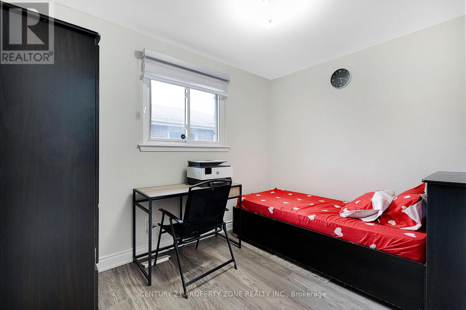 51 Glebe Crescent, Brampton, Ontario  L6S 1E9 - Photo 32 - W12487304