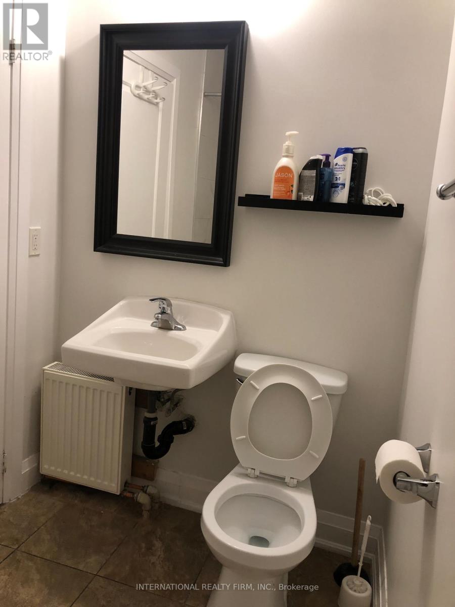 2b - 1262 Bloor Street W, Toronto, Ontario  M6H 1N5 - Photo 5 - W12487315