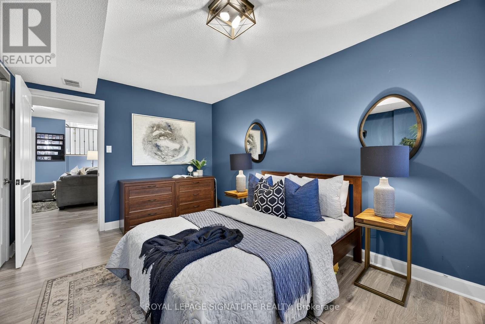 62 Gardenia Way, Caledon, Ontario  L7C 1A8 - Photo 20 - W12487317