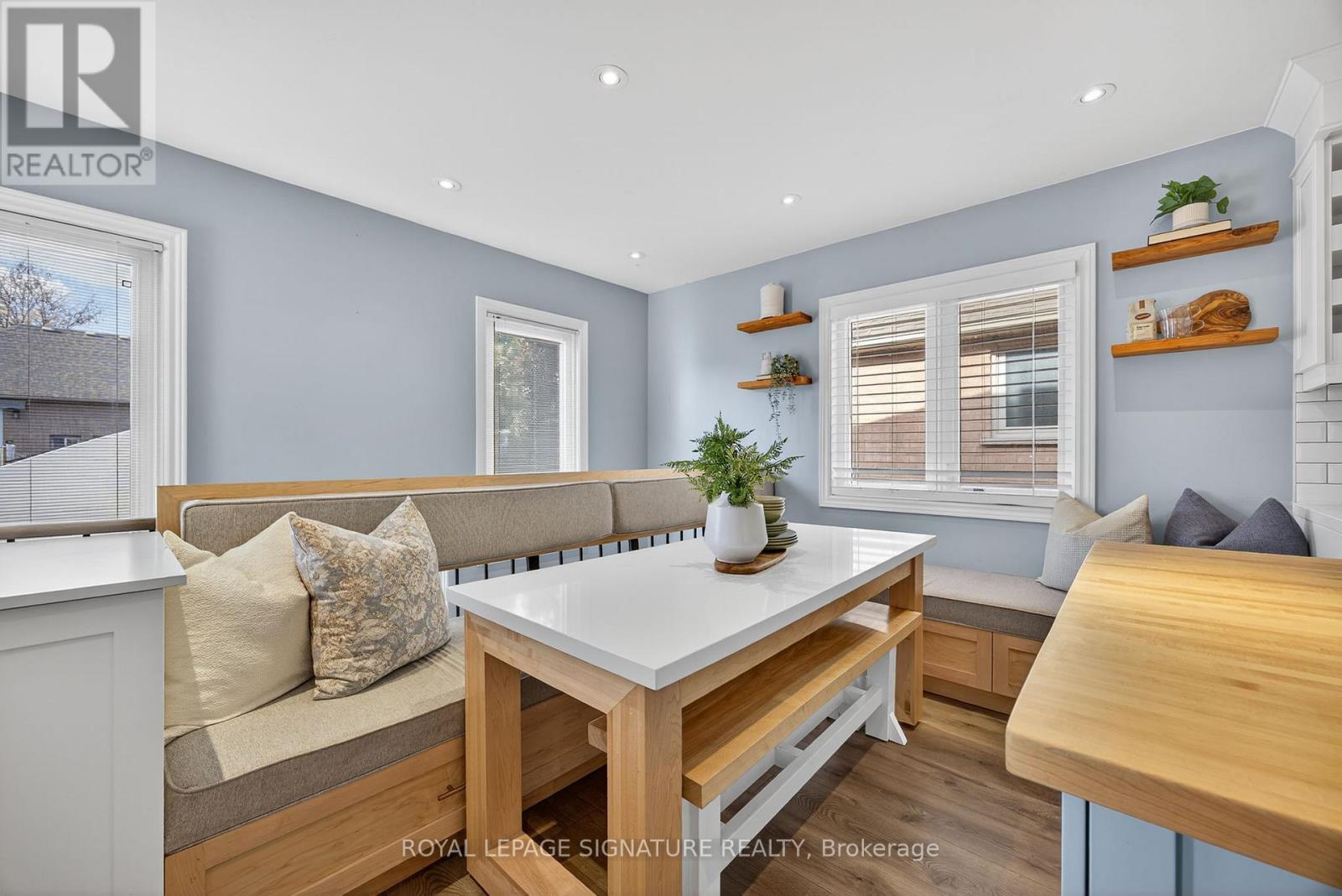 62 Gardenia Way, Caledon, Ontario  L7C 1A8 - Photo 8 - W12487317