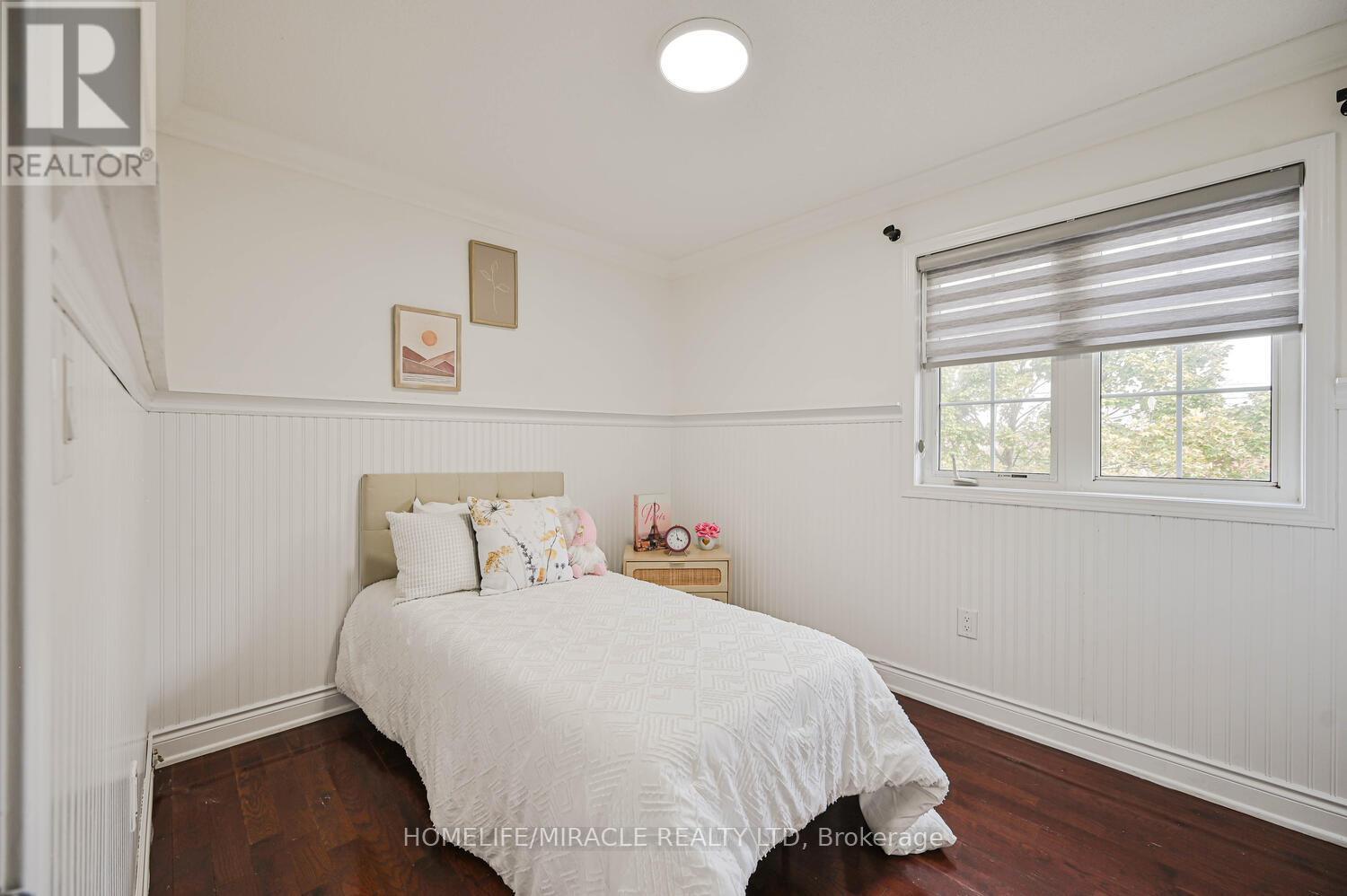 58 Sweetwood Circle, Brampton, Ontario  L7A 2X7 - Photo 35 - W12487319