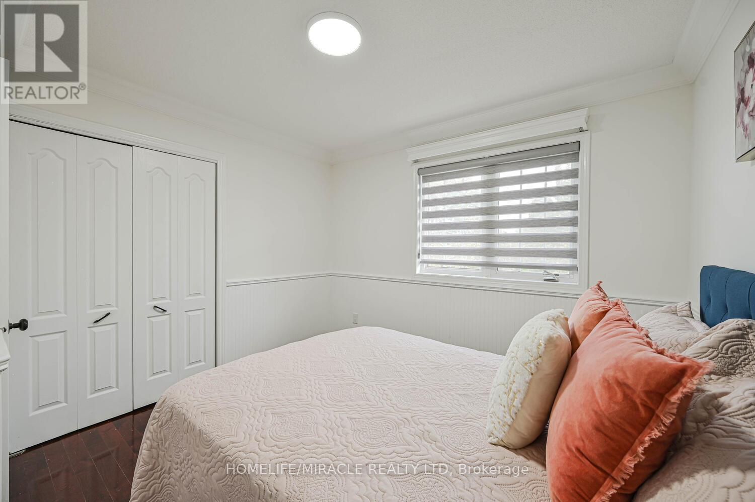 58 Sweetwood Circle, Brampton, Ontario  L7A 2X7 - Photo 41 - W12487319