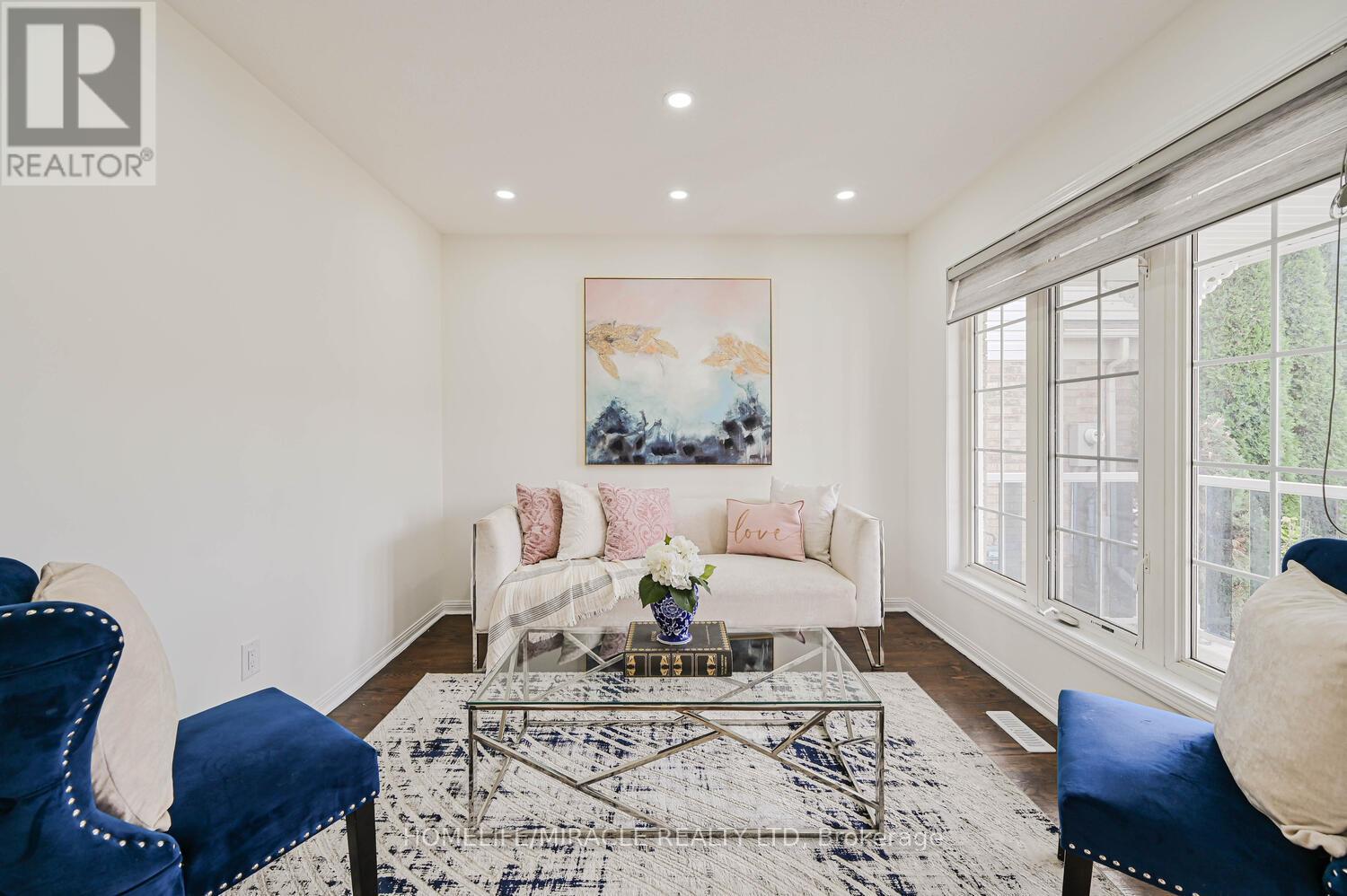 58 Sweetwood Circle, Brampton, Ontario  L7A 2X7 - Photo 8 - W12487319