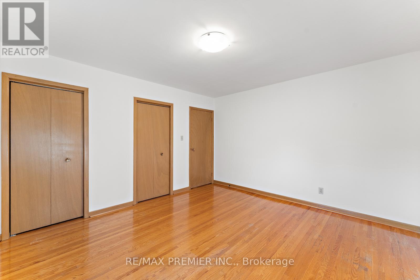 75 Monclova Road, Toronto, Ontario  M3M 1N9 - Photo 13 - W12487361