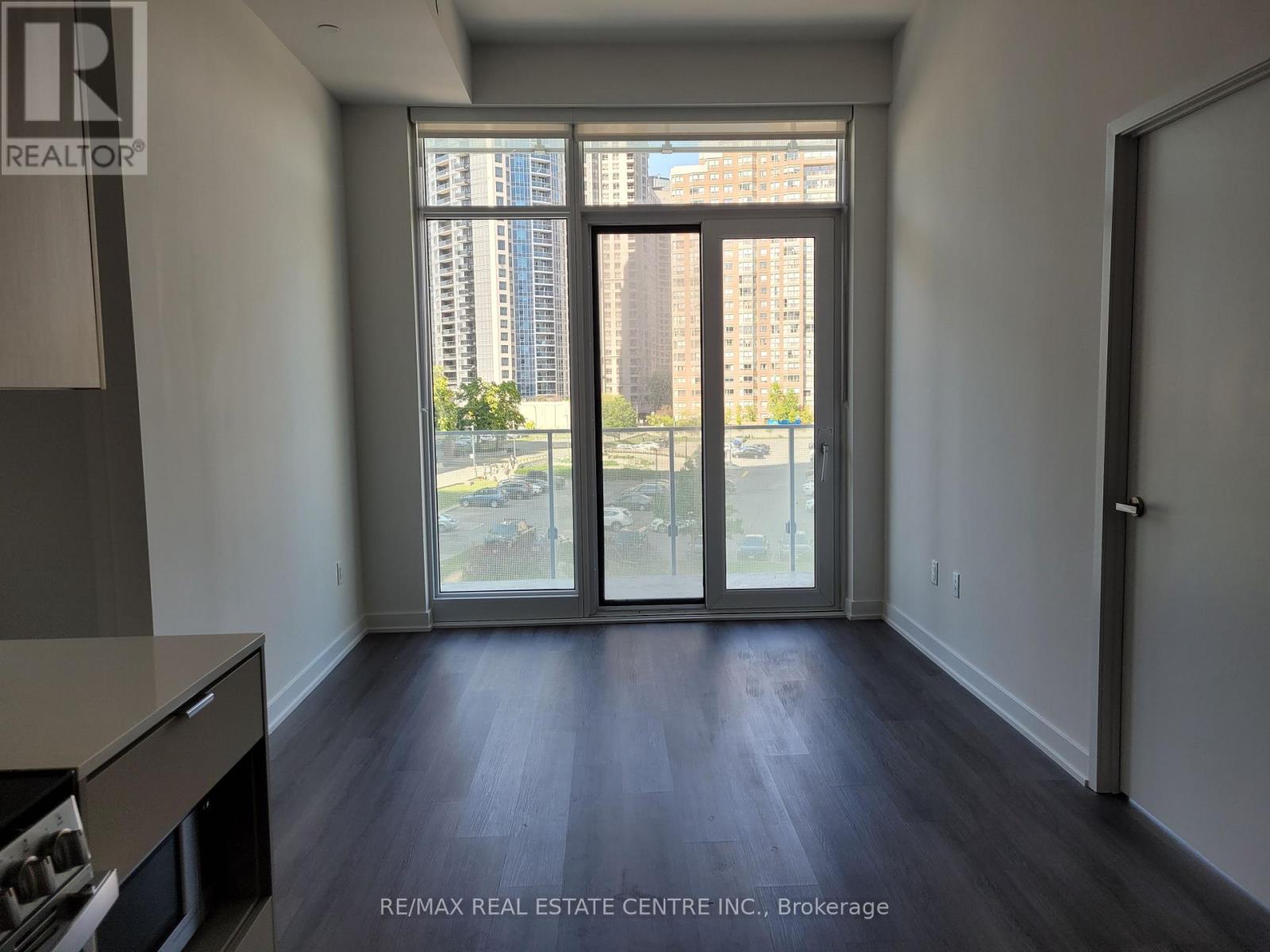 302 - 3883 Quartz Road, Mississauga, Ontario  L5B 0J8 - Photo 6 - W12487369