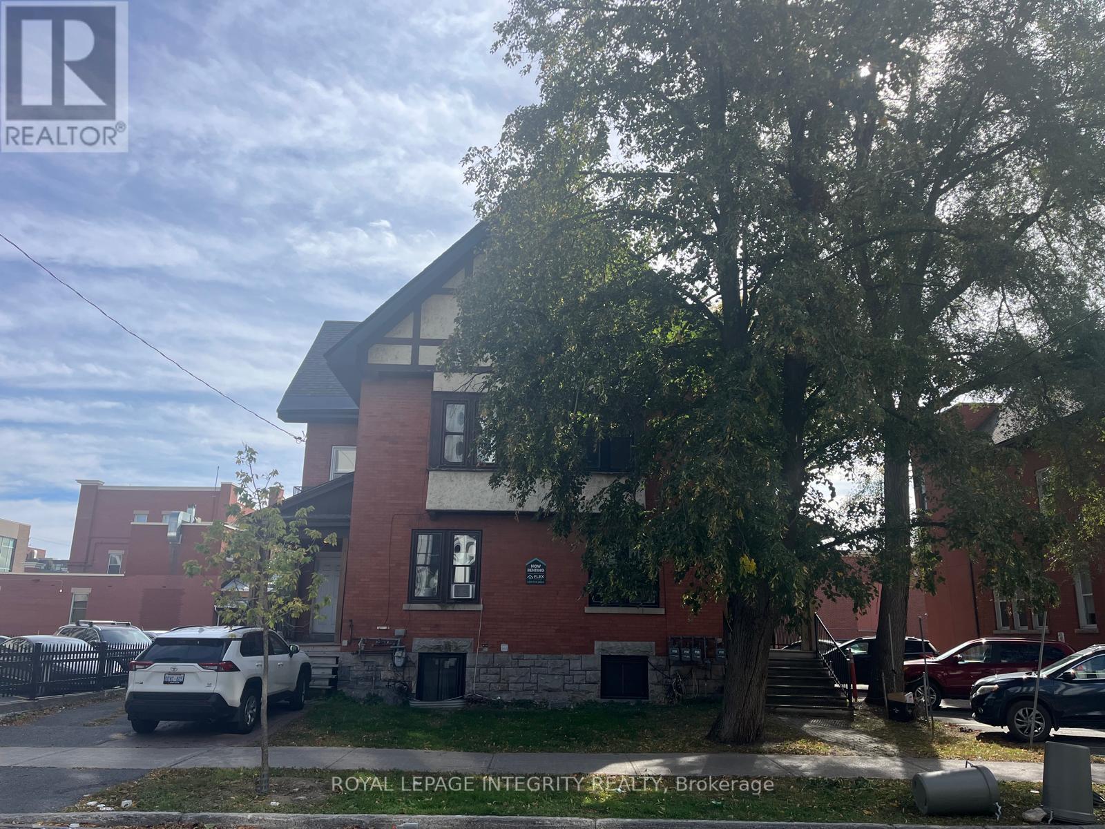 220-222 ARGYLE AVENUE, Ottawa, Ontario