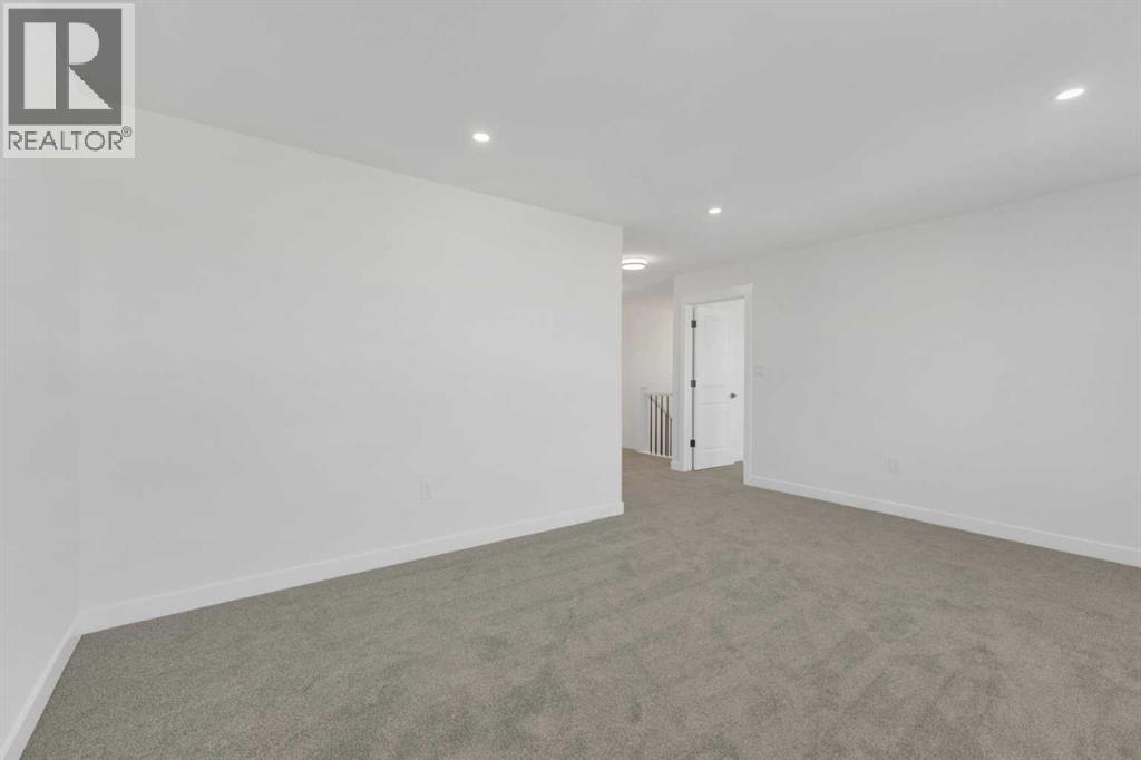 19 Toye Street, Red Deer, Alberta  T4P 0Y6 - Photo 21 - A2266745