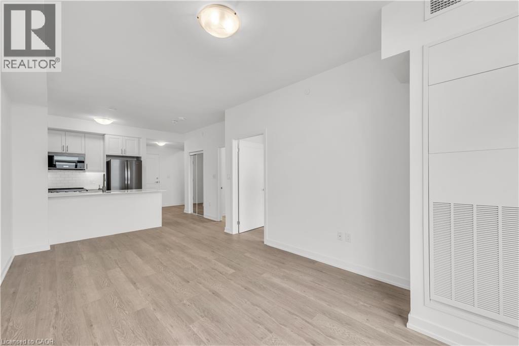 10 Mallard Trail Unit# 335, Waterdown, Ontario  L8B 2A7 - Photo 12 - 40778385