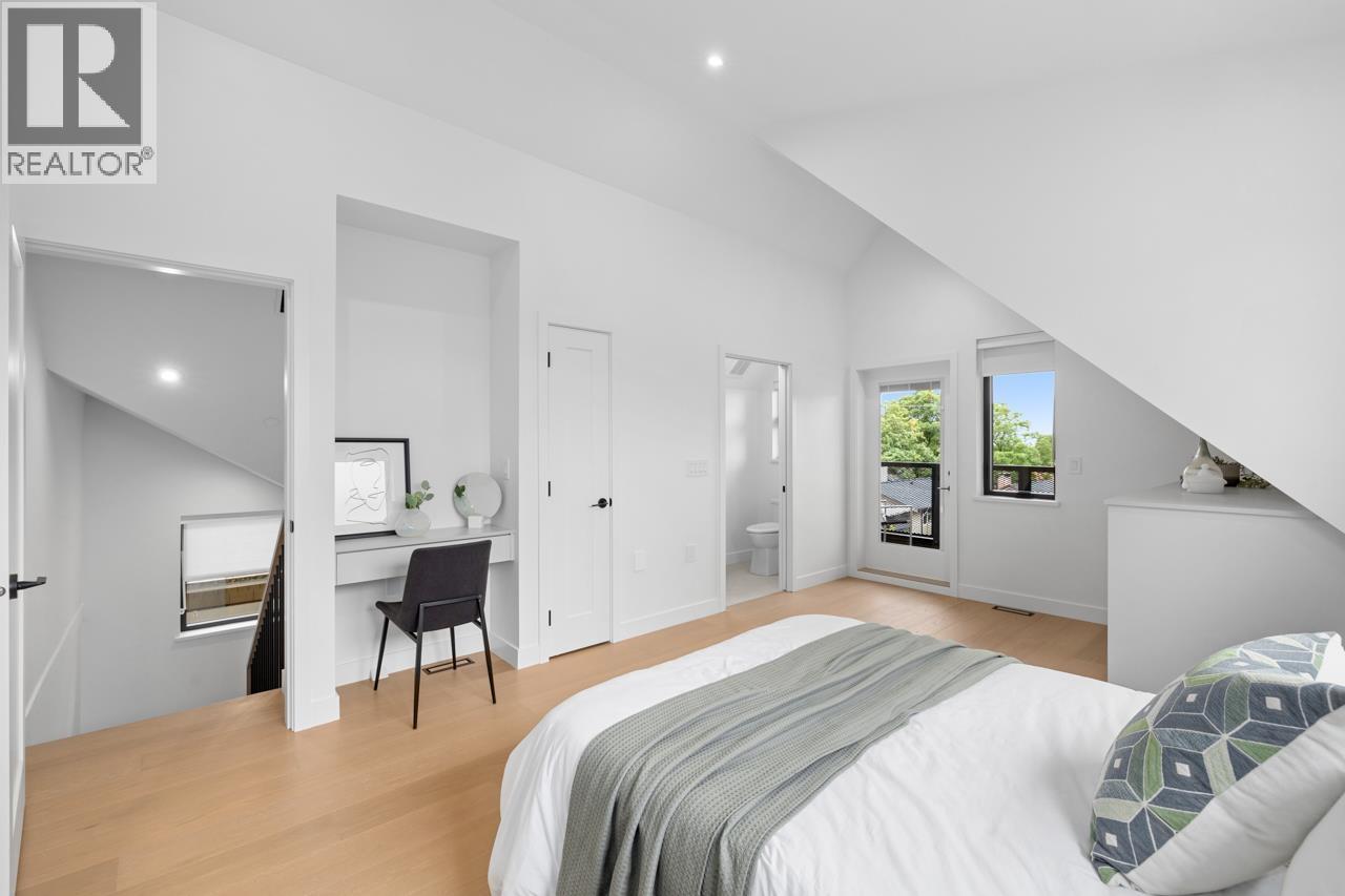 2 2247 Parker Street, Vancouver, British Columbia  V5L 2L8 - Photo 23 - R3062862