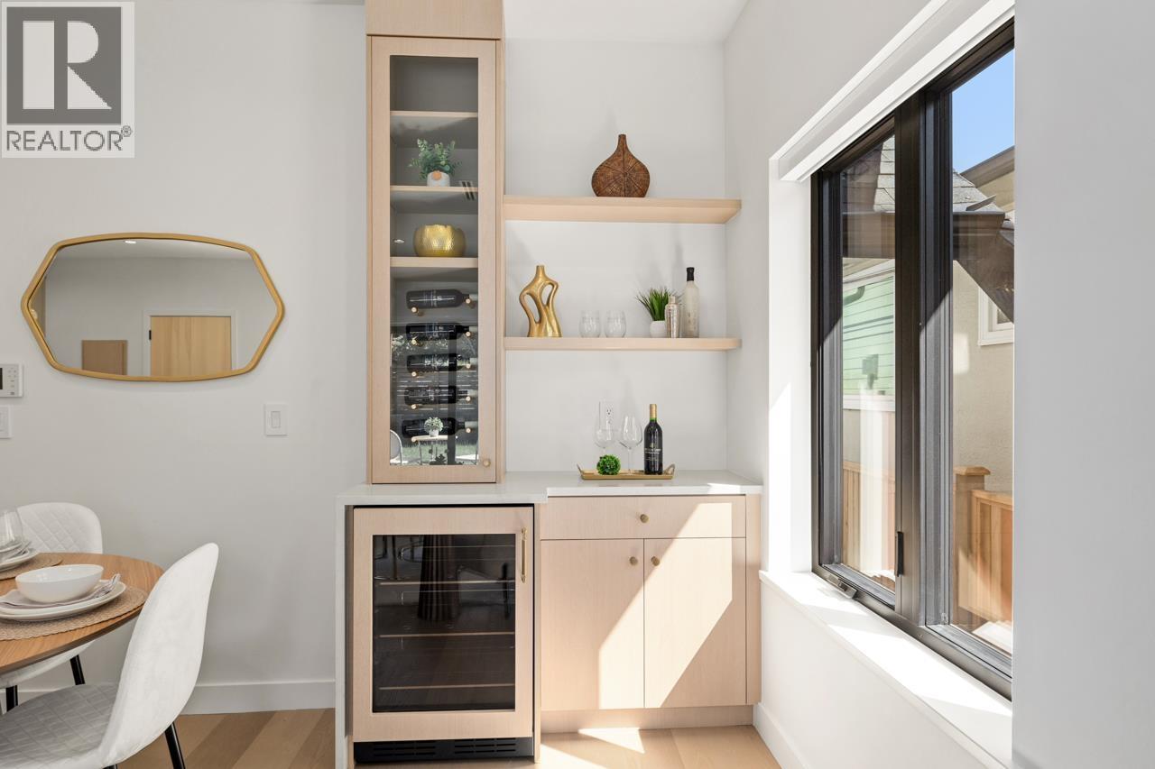 1 2247 Parker Street, Vancouver, British Columbia  V5L 2L8 - Photo 11 - R3062863