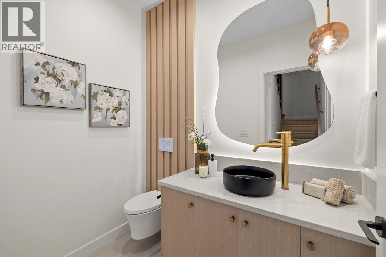 1 2247 Parker Street, Vancouver, British Columbia  V5L 2L8 - Photo 17 - R3062863