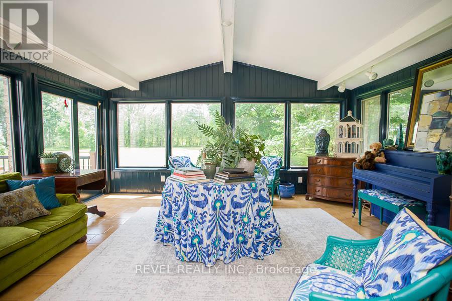 92 Highland Drive, Brantford, Ontario  N3T 5L7 - Photo 18 - X12487237