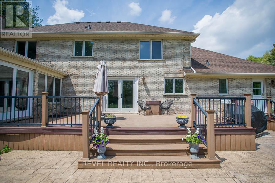 92 Highland Drive, Brantford, Ontario  N3T 5L7 - Photo 41 - X12487237