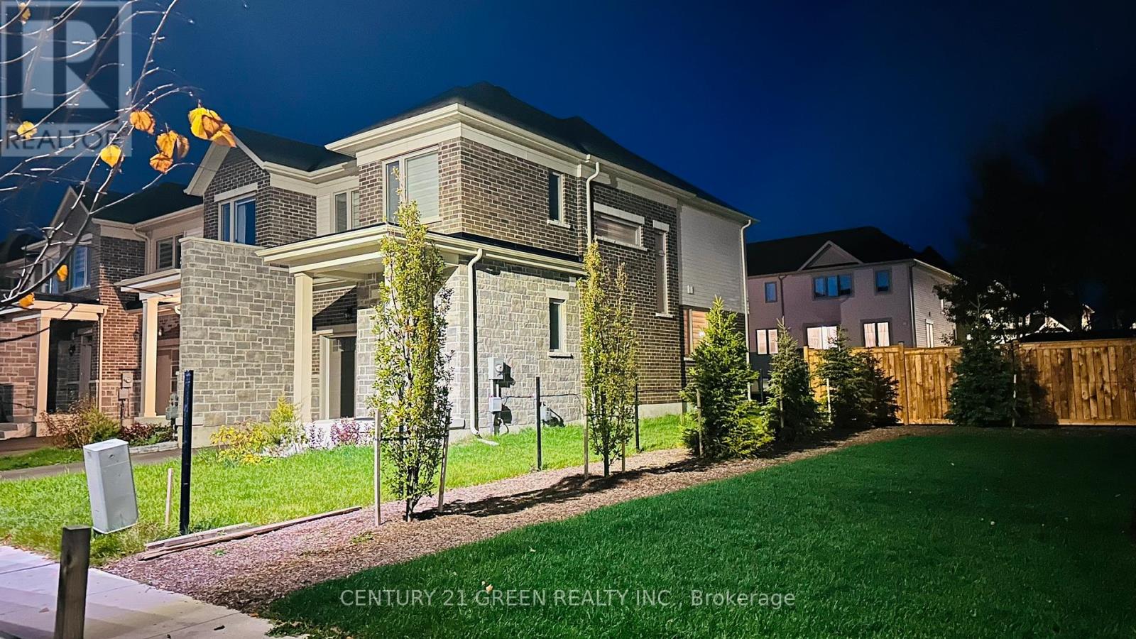 32 EDMINSTON DRIVE, Centre Wellington, Ontario