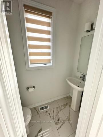 32 Edminston Drive, Centre Wellington, Ontario  N1M 0J1 - Photo 3 - X12487239