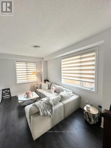 32 Edminston Drive, Centre Wellington, Ontario  N1M 0J1 - Photo 4 - X12487239