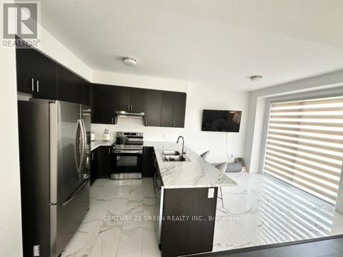 32 Edminston Drive, Centre Wellington, Ontario  N1M 0J1 - Photo 6 - X12487239