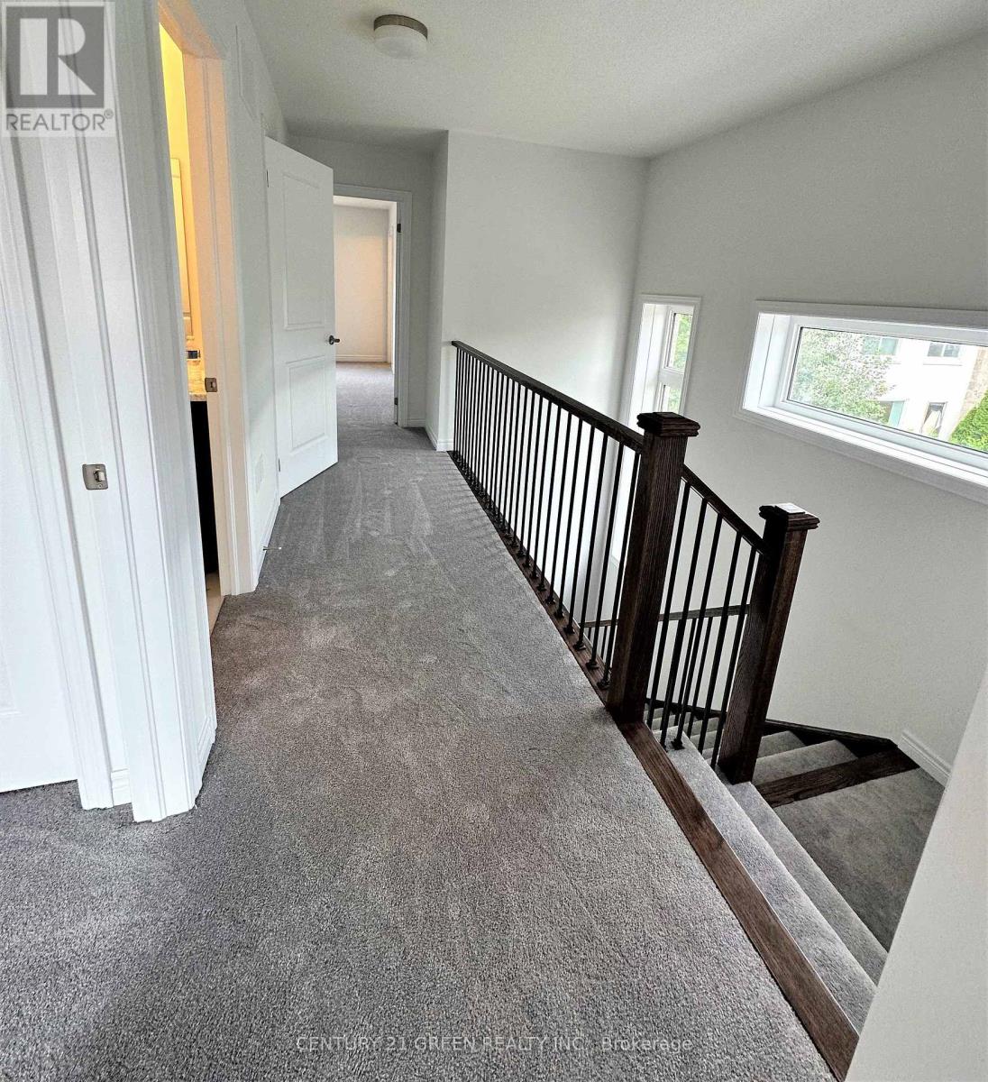 32 Edminston Drive, Centre Wellington, Ontario  N1M 0J1 - Photo 8 - X12487239