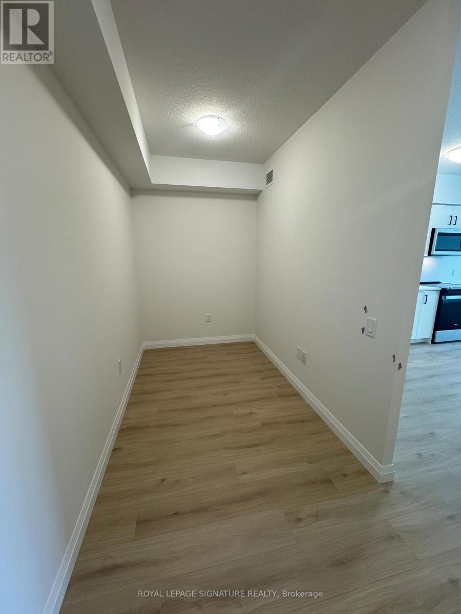 902 - 93 Arthur Street South, Guelph, Ontario  N1E 0T3 - Photo 3 - X12487257