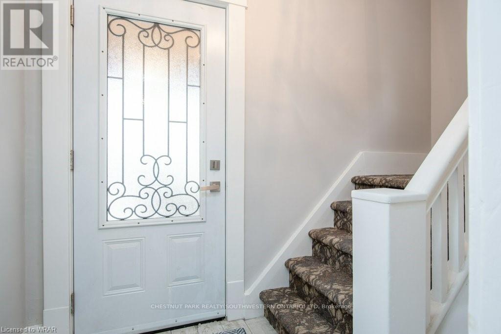 197 Palmer Avenue, Kitchener, Ontario  N2G 3P7 - Photo 6 - X12487269