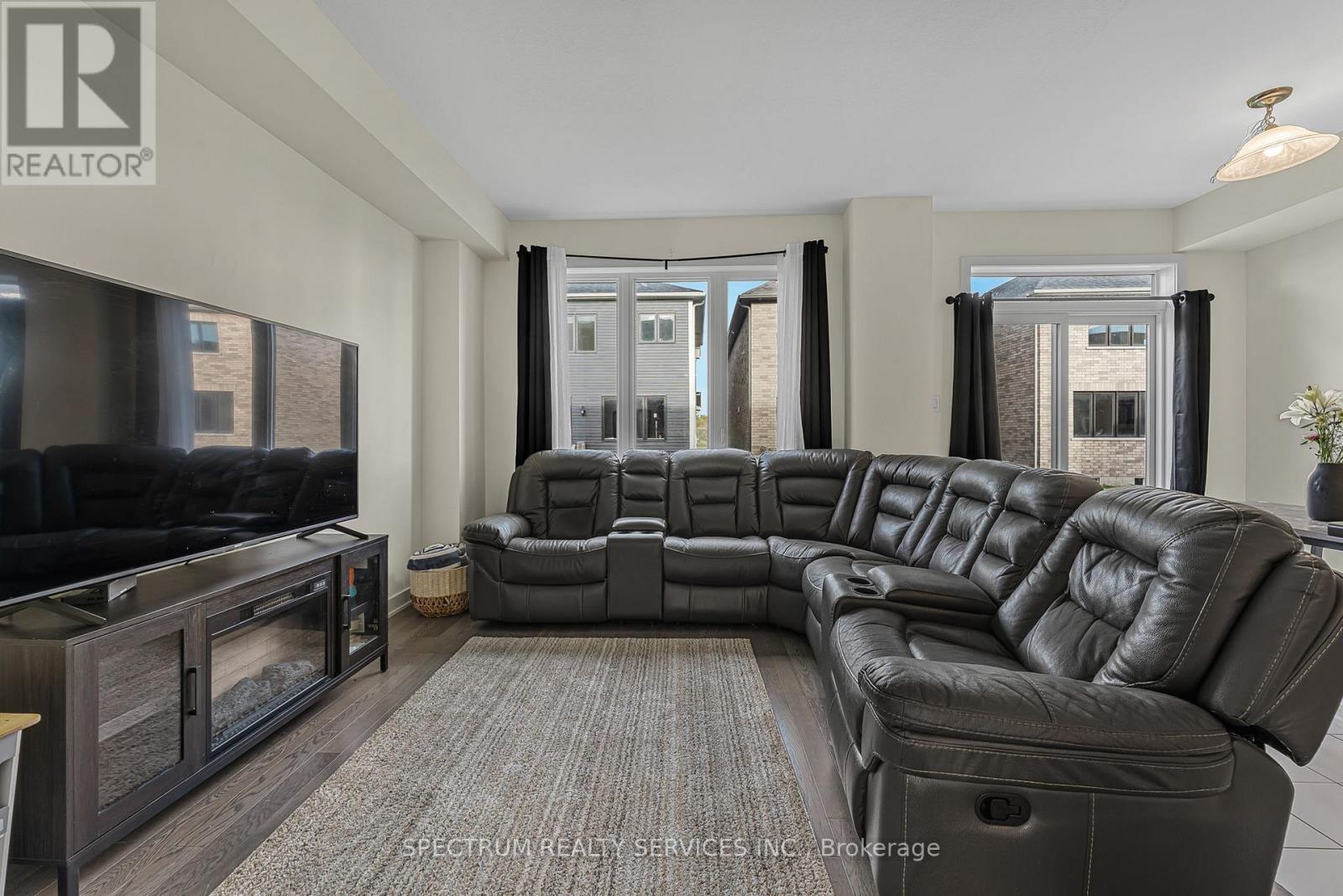 125 Keelson Street E, Welland, Ontario  L3B 0M4 - Photo 15 - X12487342