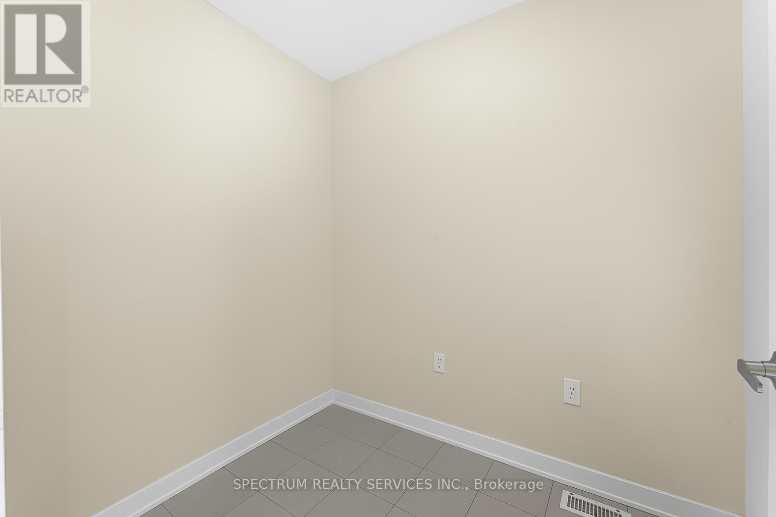 125 Keelson Street E, Welland, Ontario  L3B 0M4 - Photo 26 - X12487342