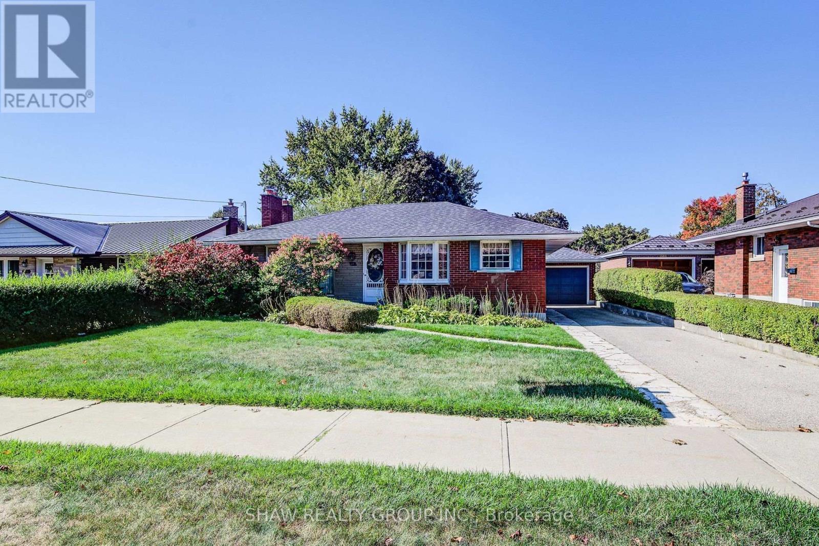 378 Stevenson Street N, Guelph, Ontario  N1E 5C2 - Photo 2 - X12487370