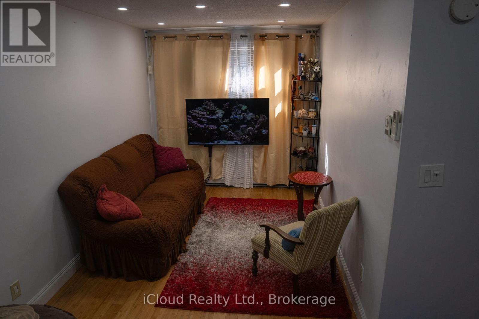 16 - 50 Coleman Avenue, Toronto, Ontario  M4C 1P7 - Photo 7 - E12480800