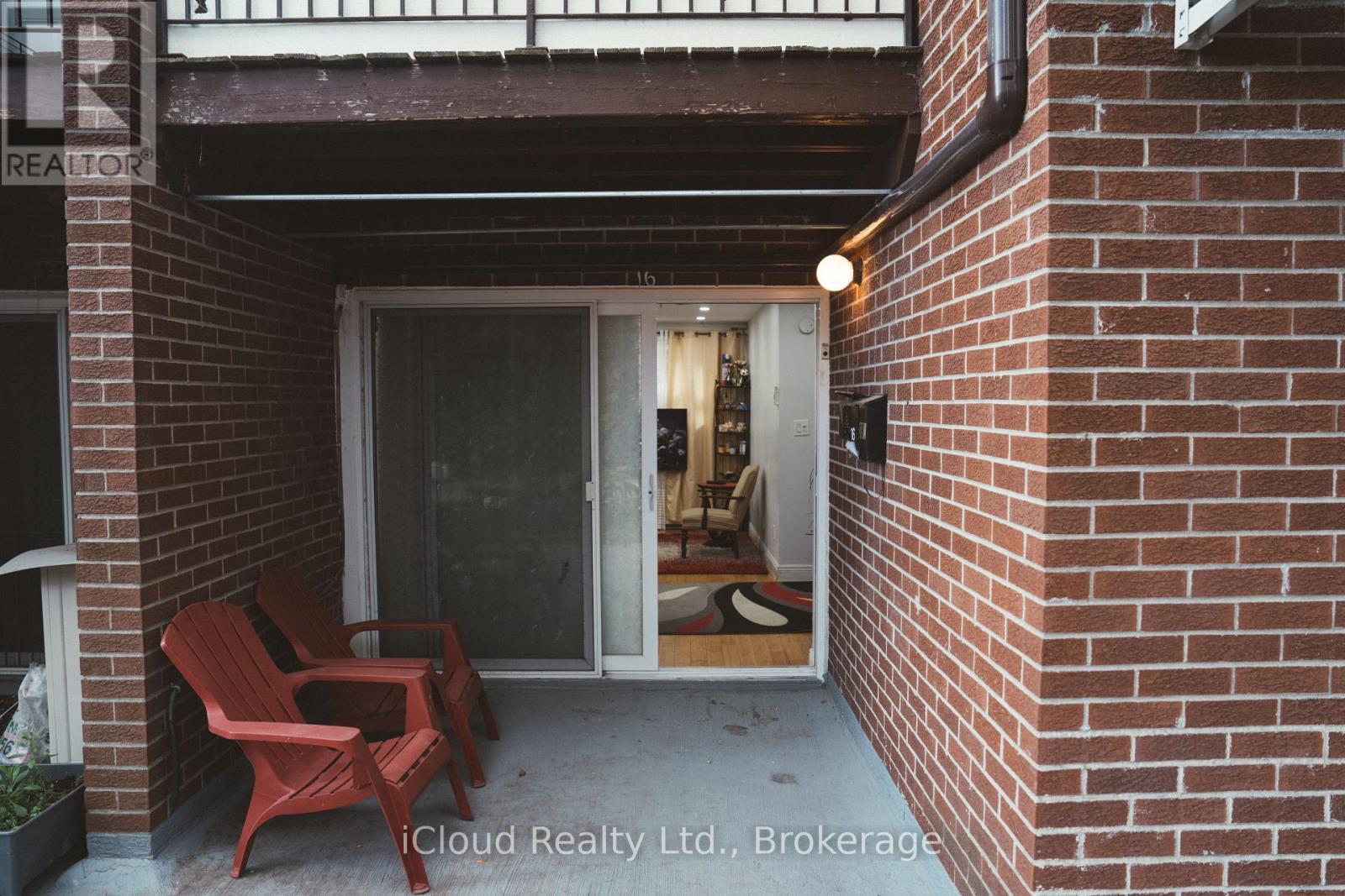 16 - 50 Coleman Avenue, Toronto, Ontario  M4C 1P7 - Photo 4 - E12480800