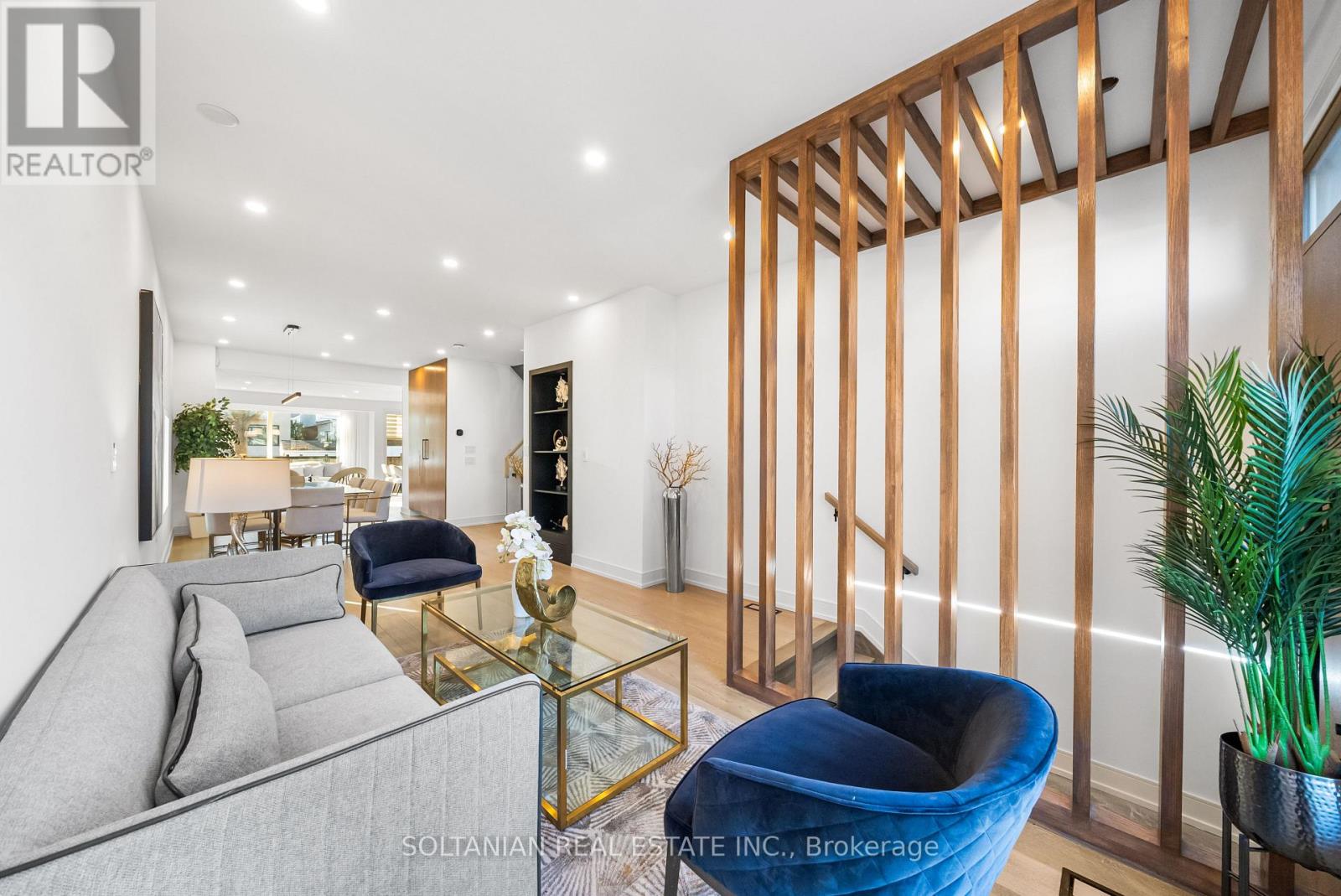 62 Inwood Avenue, Toronto, Ontario  M4J 3Y5 - Photo 3 - E12486262