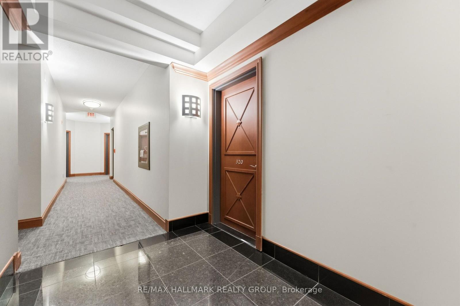 320 - 905 Beauparc Private, Ottawa, Ontario  K1J 0A2 - Photo 7 - X12422513