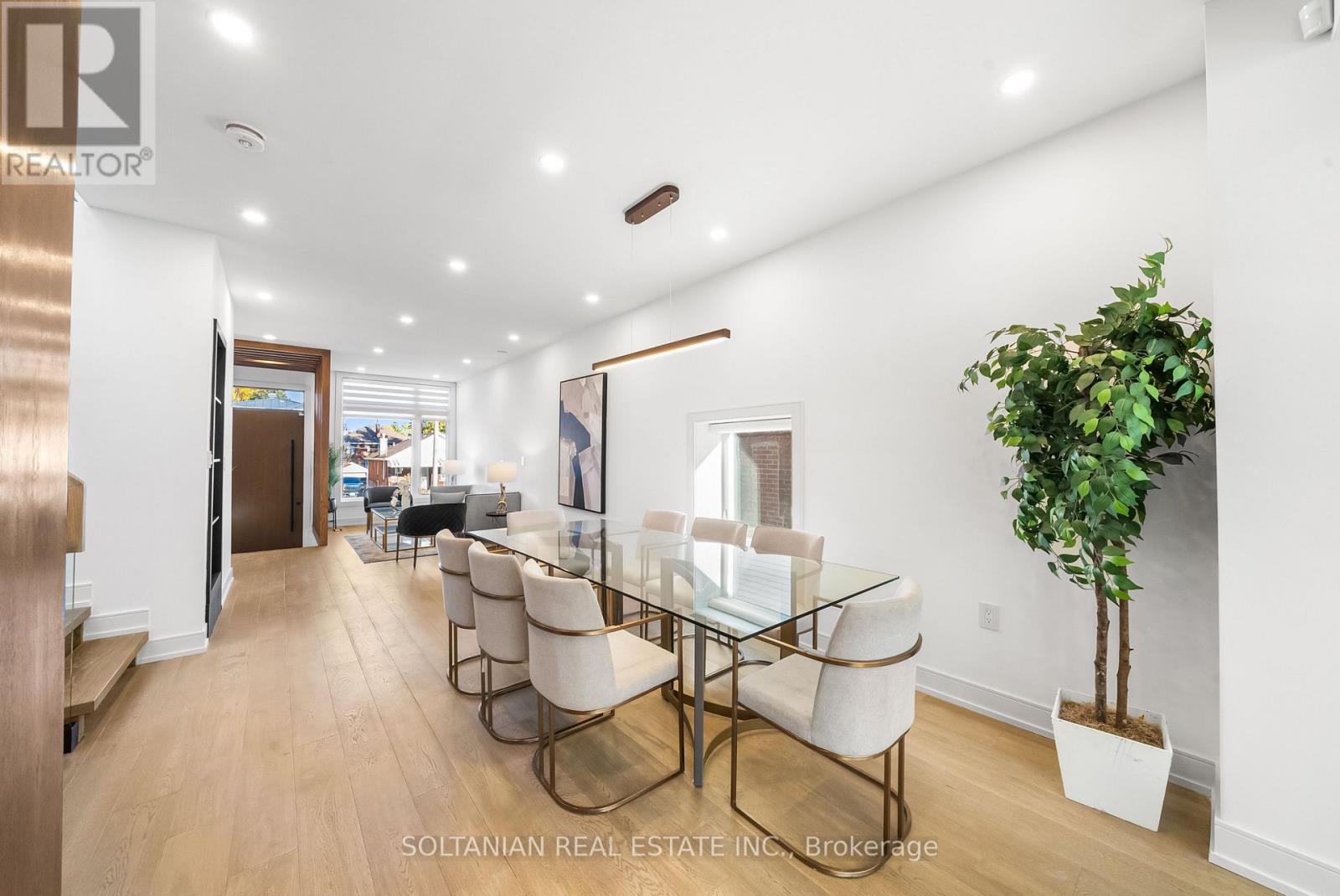 62 Inwood Avenue, Toronto, Ontario  M4J 3Y5 - Photo 4 - E12486262