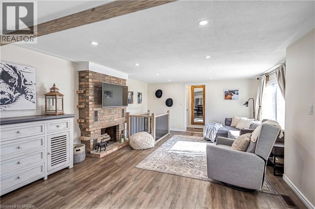 37 Morton Avenue, Brantford, Ontario  N3R 2N6 - Photo 9 - 40778485