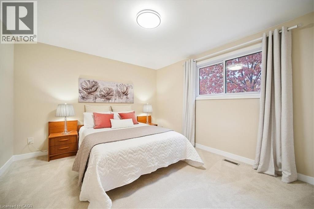 87 River Oaks Boulevard W, Oakville, Ontario  L6H 3N4 - Photo 17 - 40781525