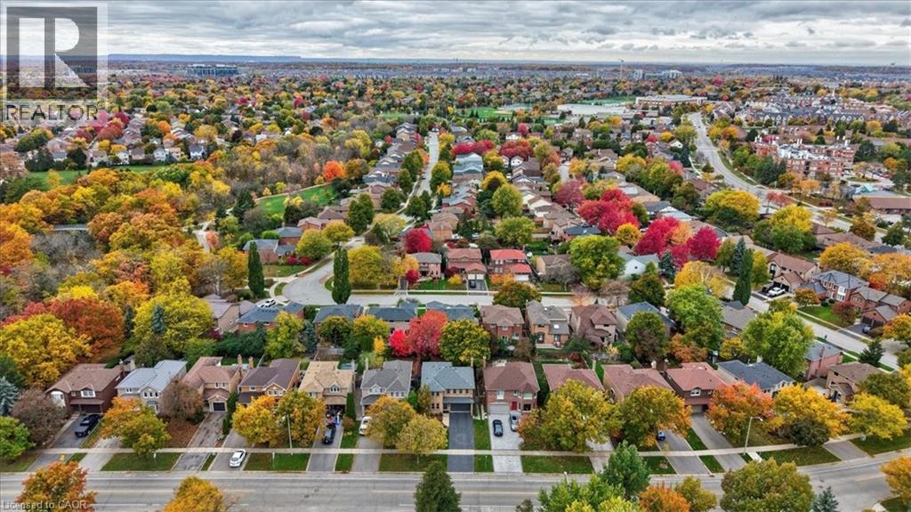 87 River Oaks Boulevard W, Oakville, Ontario  L6H 3N4 - Photo 34 - 40781525