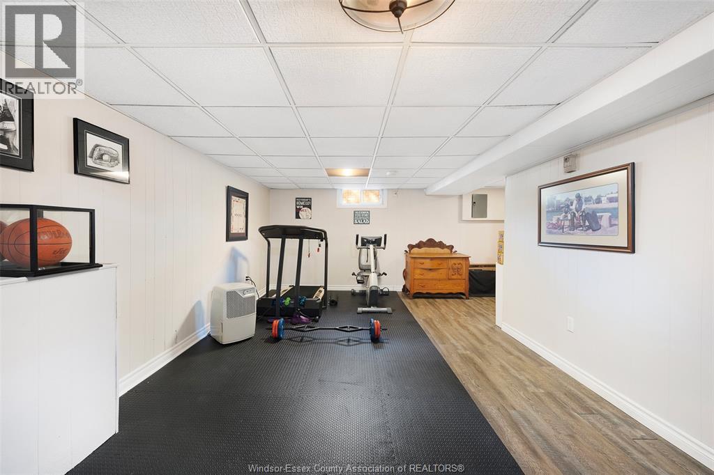 3276 Virginia Park Avenue, Windsor, Ontario  N9E 2C3 - Photo 18 - 25027447